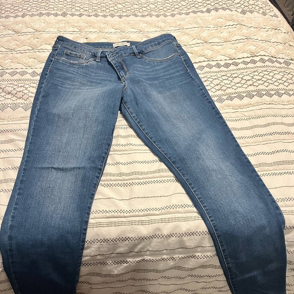 Women’s jeans size 32